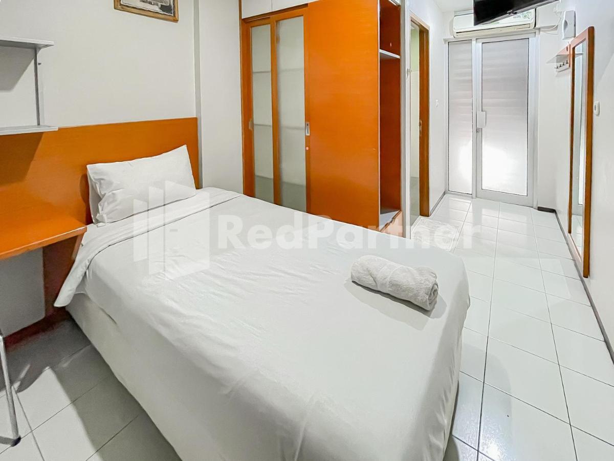 Sang Surya Guesthouse Syariah Near Rs Hasan Sadikin Mitra Reddoorz Bandung Luaran gambar